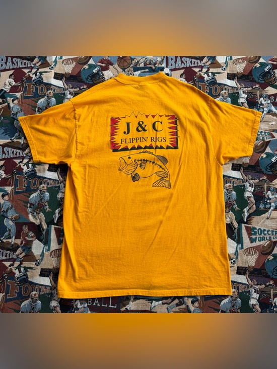 Hanes Other - Vintage 90s Men’s Hanes J&C Flippin’ Rigs Bass Fish Yellow Graphic T-shirt